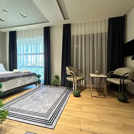 Grand Diker Port Apartment *